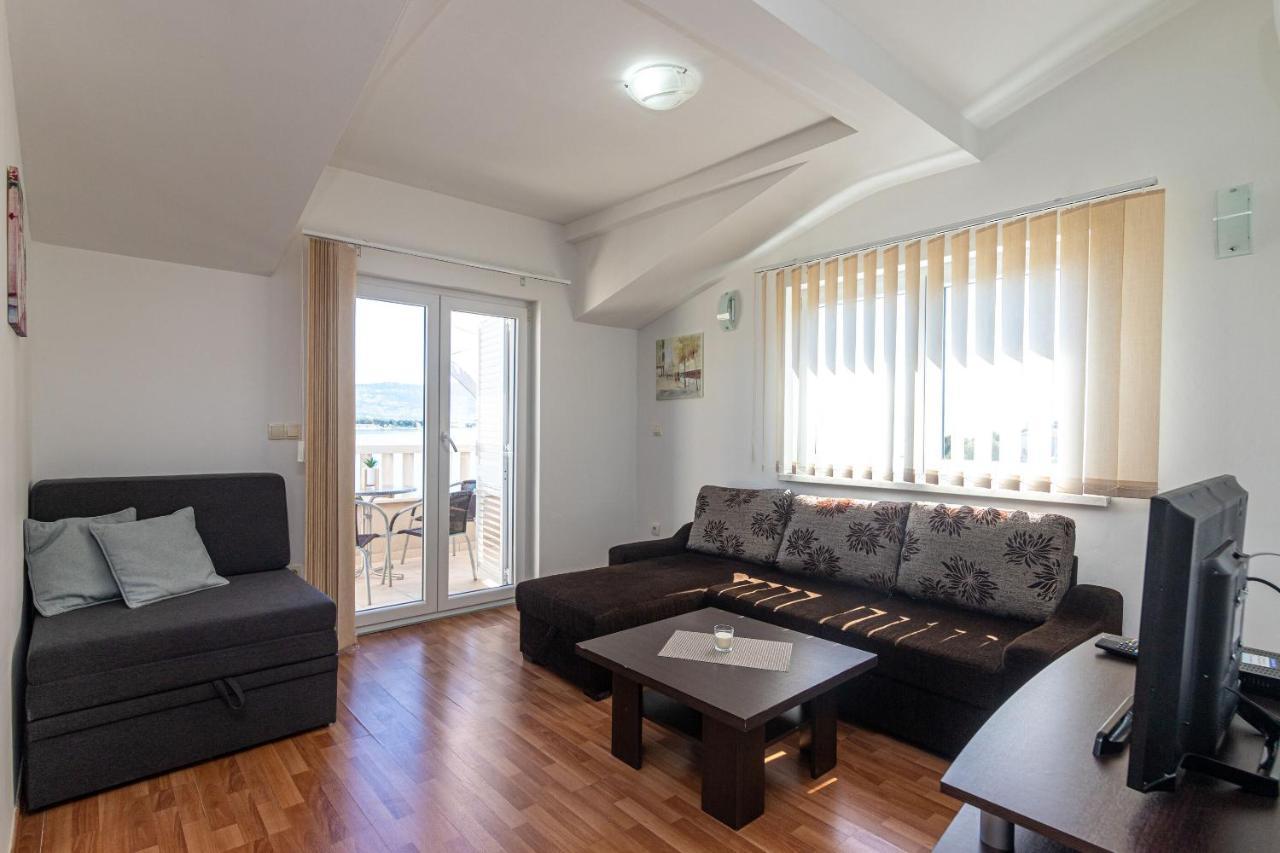 Apartments Janja โตรกีร์ ภายนอก รูปภาพ